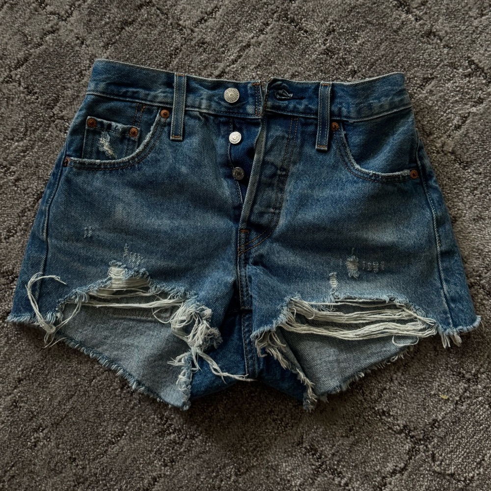 Vintage Distressed Denim Levi Women Shorts
